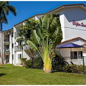 https://clifton-sands-holiday-units.queenslandhotels.net